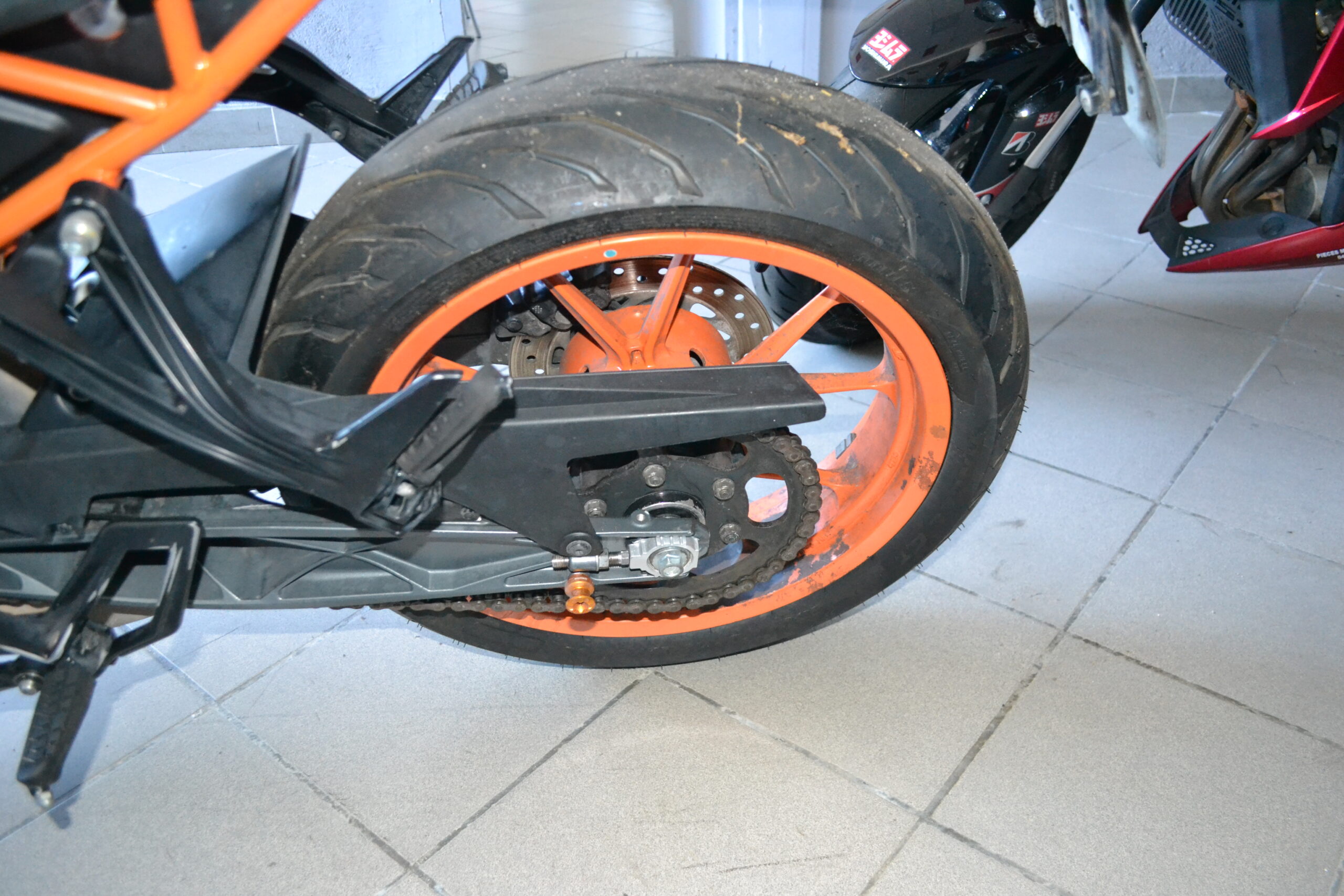 ktm rc 125 back seat