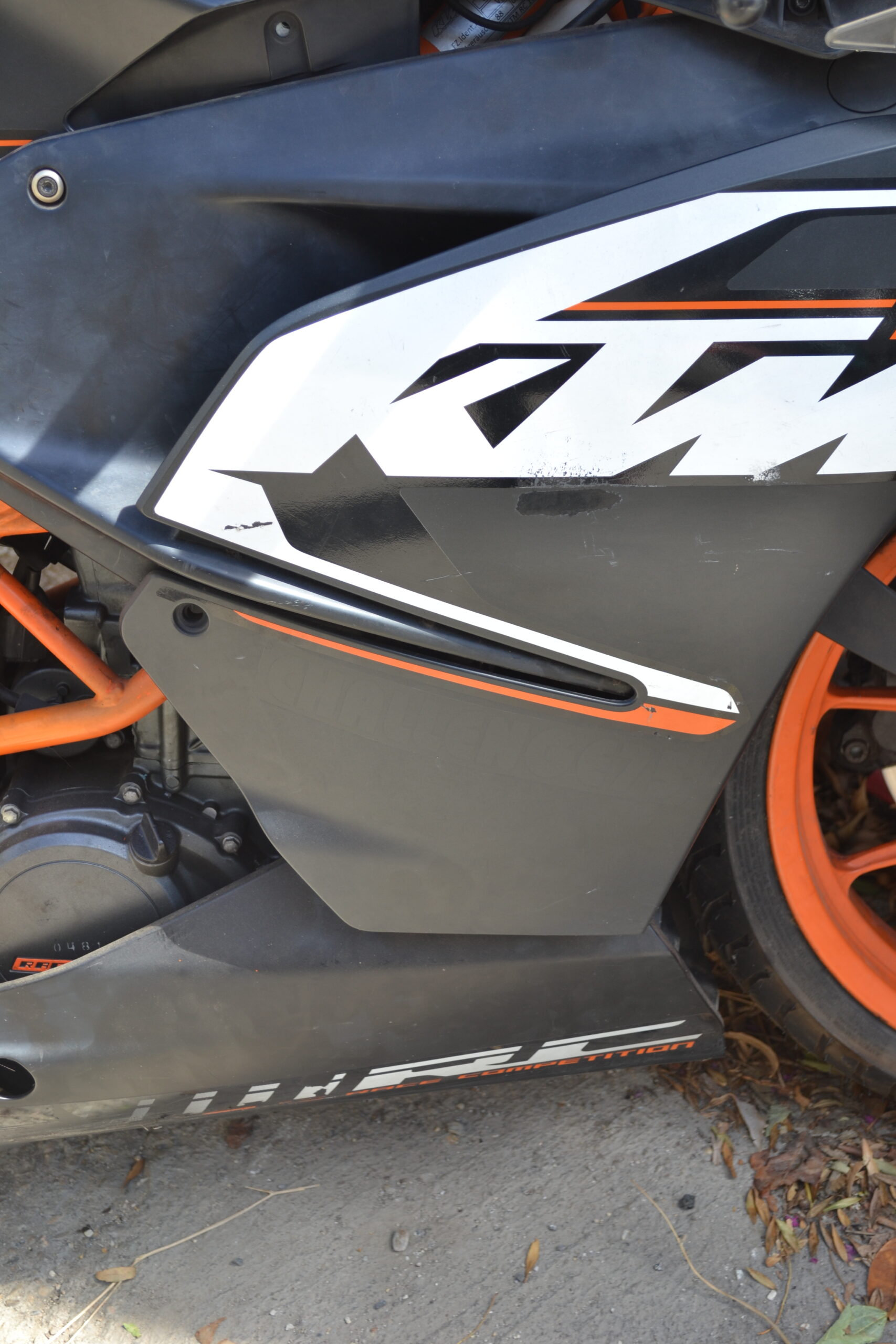 ktm rc 125 back seat